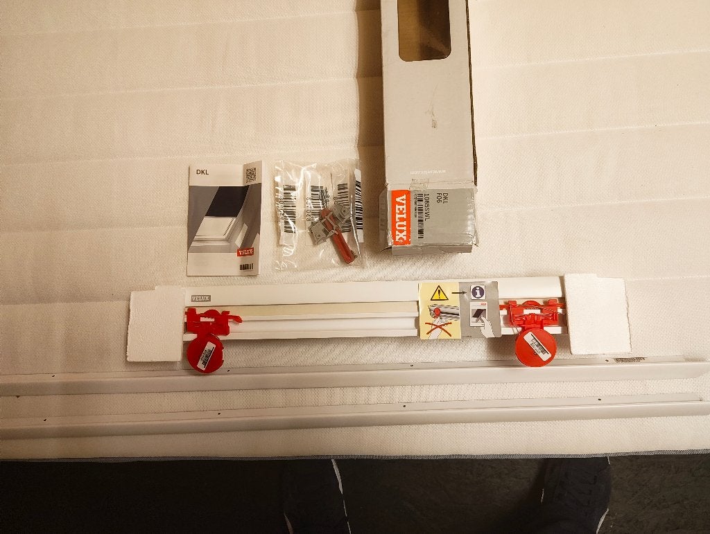 Velux rolgordijn, verduisterend, Overige materialen, Rolgordijn, Verduisterend, Ophalen of Verzenden