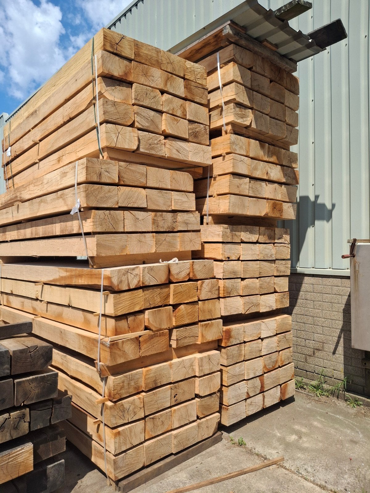 Nieuwe eiken bielzen, Tuin en Terras, Palen, Balken en Planken, Ophalen, Nieuw, Hardhout, 250 cm of meer