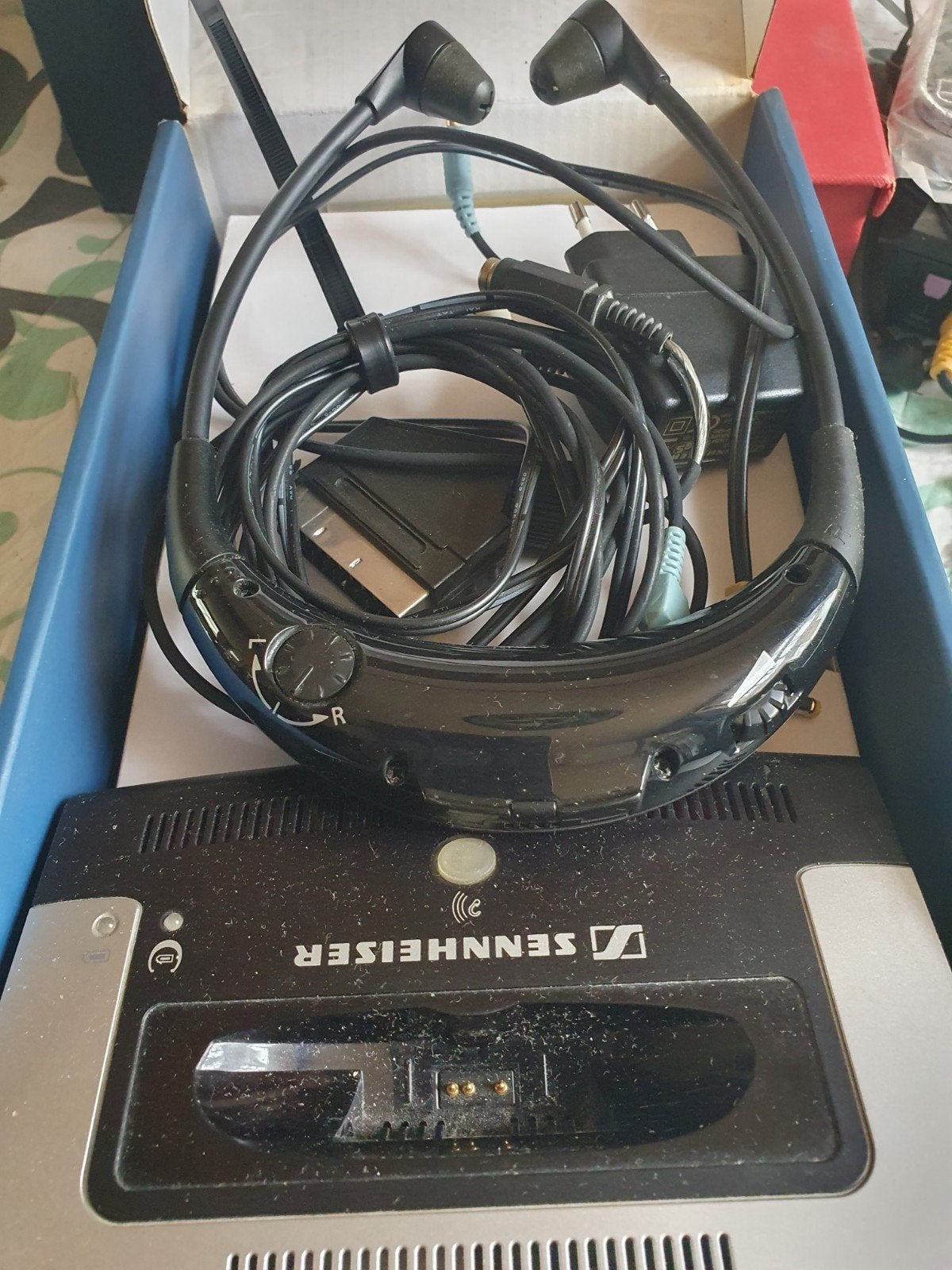 Sennheiser RS 5000 Digitale Draadloze TV Hoofdtelefoon, Audio, Tv en Foto, Koptelefoons, Ophalen of Verzenden