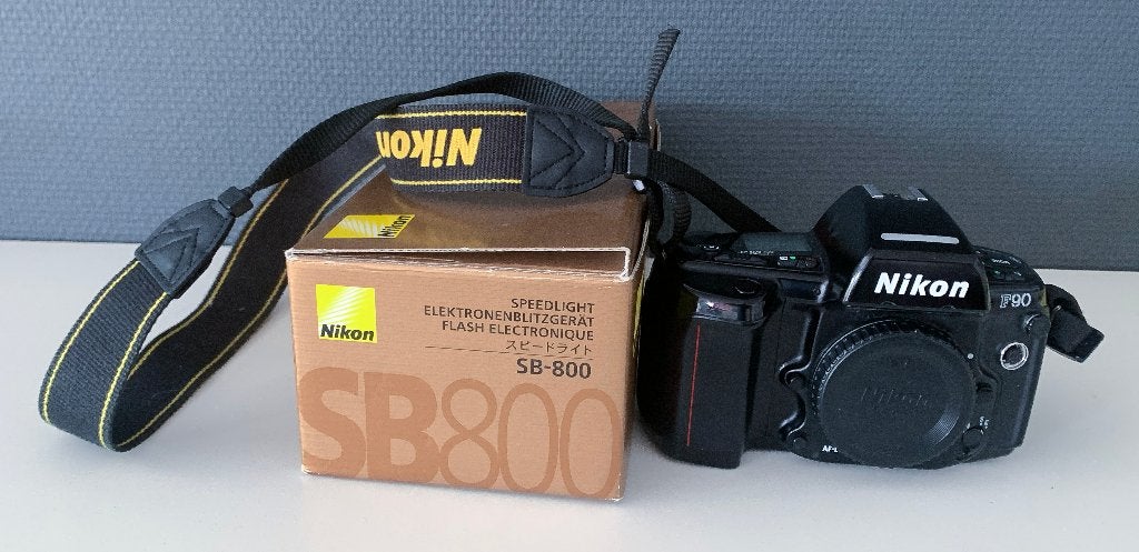 Nikon F90 en Nikon SB800 combi, Ophalen of Verzenden, Gebruikt, Spiegelreflex, Nikon