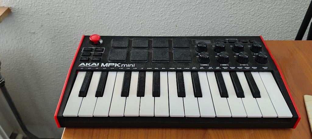 Akai Professional MPK Mini MK3, Ophalen of Verzenden, Zo goed als nieuw