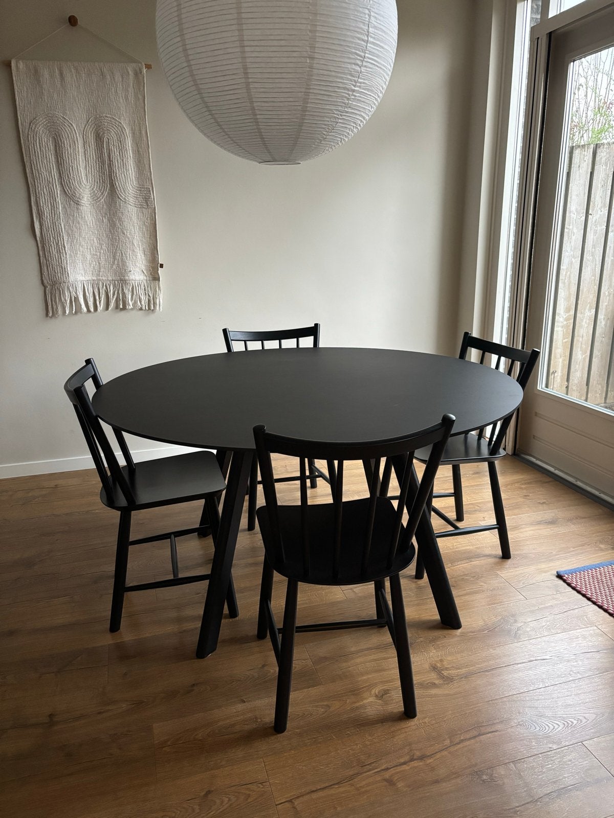 Hay CPH25 tafel 140cm met 4 Hay J41 stoelen, Gebruikt, Zwart, Ophalen of Verzenden, Vier