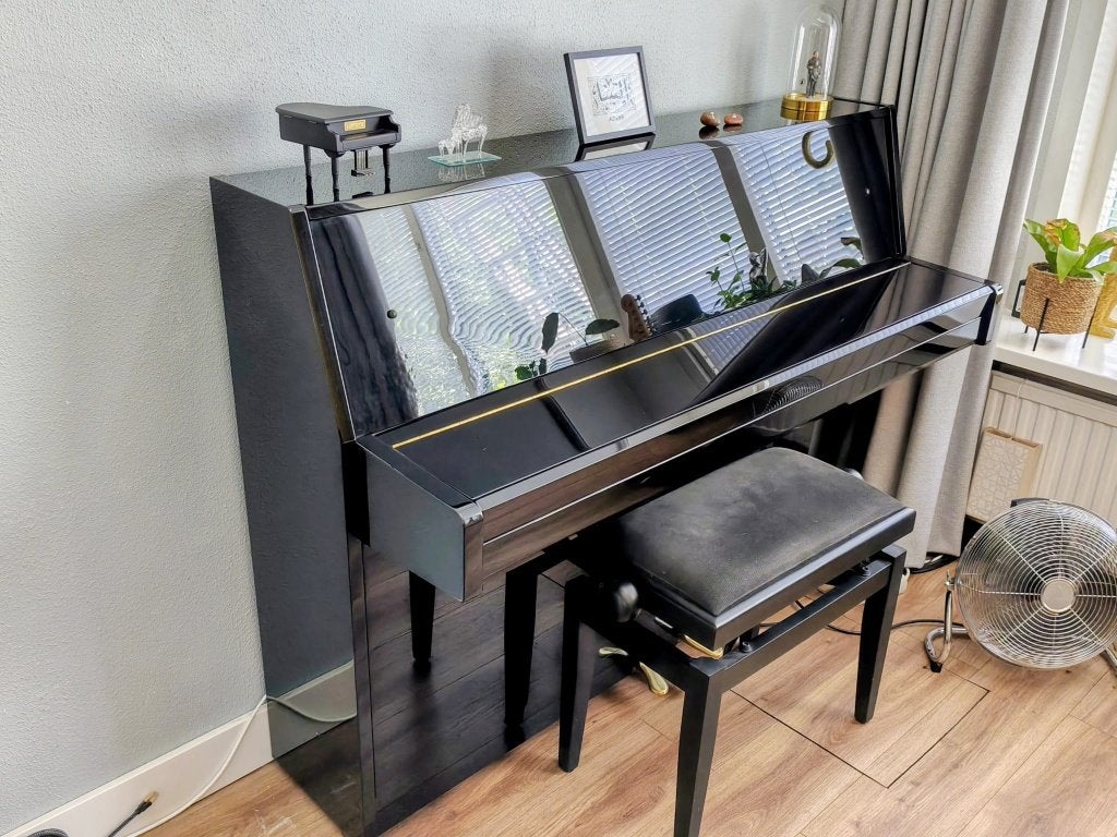 Zwarte Yamaha B1 piano, Muziek en Instrumenten, Piano's, Ophalen, Zwart, Zo goed als nieuw, Piano