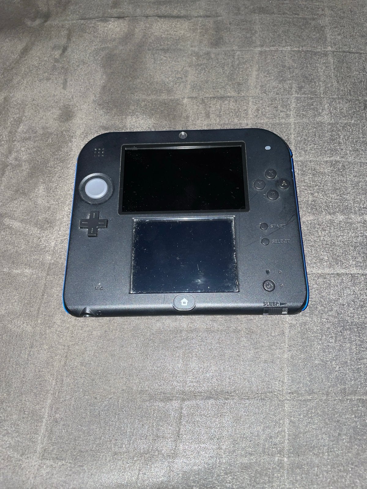 Nintendo 2DS met New Super Mario Bros. 2 en oplader, Ophalen, Zwart, 2DS, Gebruikt
