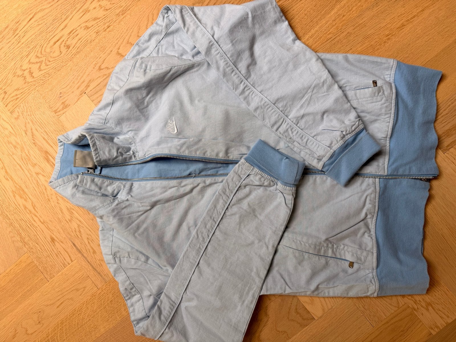 Nike Sportswear Bomberjack - Lichtblauw - Maat S, Ophalen of Verzenden, Zo goed als nieuw, Maat 36 (S), Blauw
