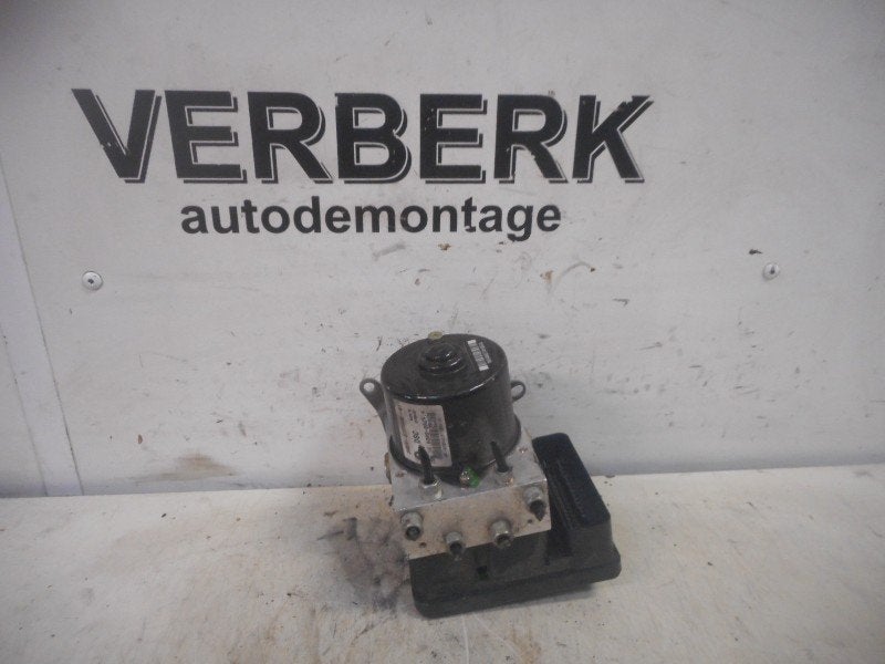 Abs Pomp BMW 3 serie (E90) (2004-12/2011-10) 3451677148601, Gebruikt, BMW, Continental Aftermarket & Services GmbH, Sodener Straße 9, Schwalbach 65824, , Duitsland