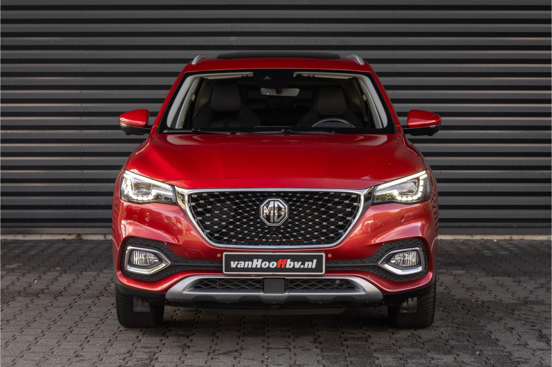 MG EHS 1.5 TGDI Luxury Pano- Carplay - Trekhaak (bj 2022), Gebruikt, 4 cilinders, 258 pk, 1500 cc