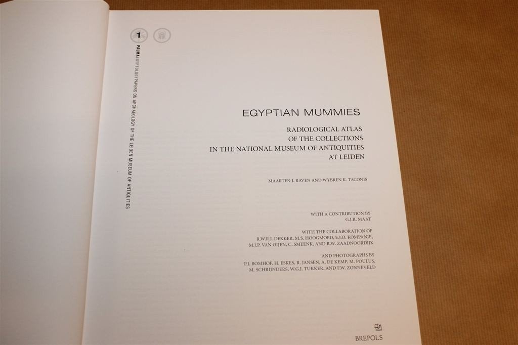 Egyptische Mummies Leiden — Radiologische Atlas [EN], Ophalen of Verzenden, Gelezen
