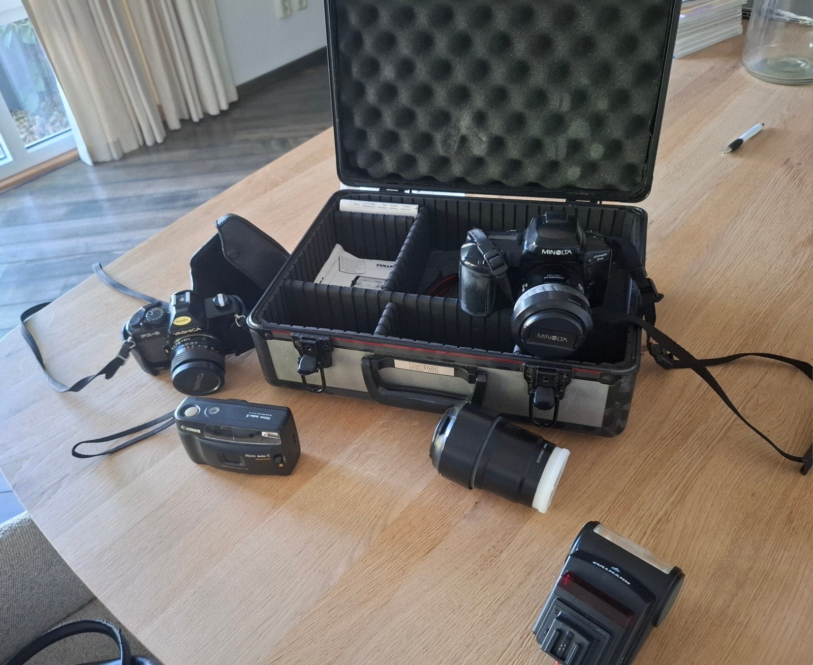 Diverse camera collectie: Yashica, Minolta, Canon, Ophalen of Verzenden