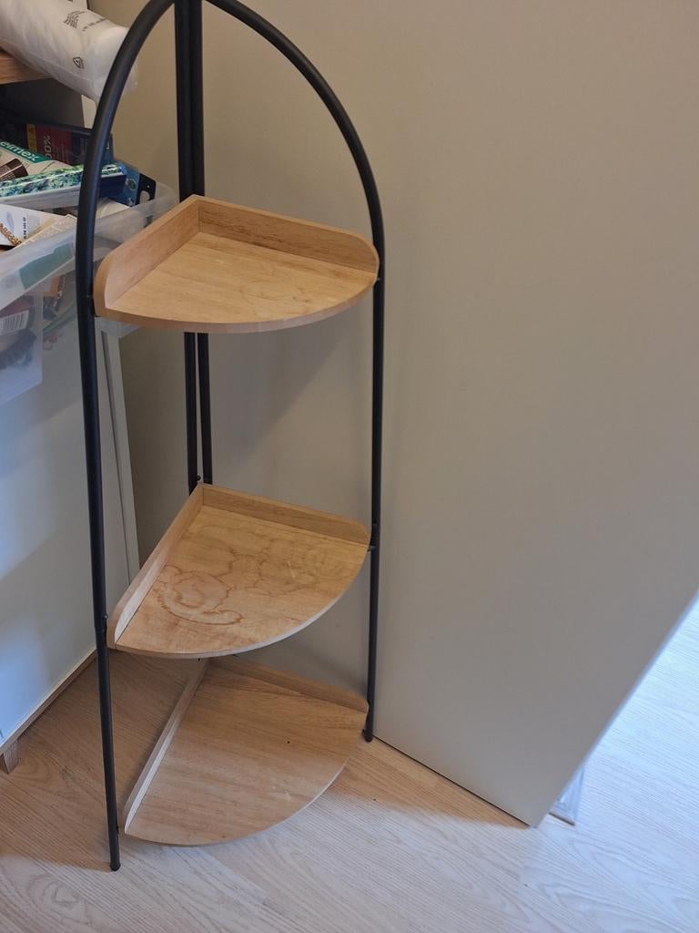Hoekmeubel plantentafel etagere, Ophalen