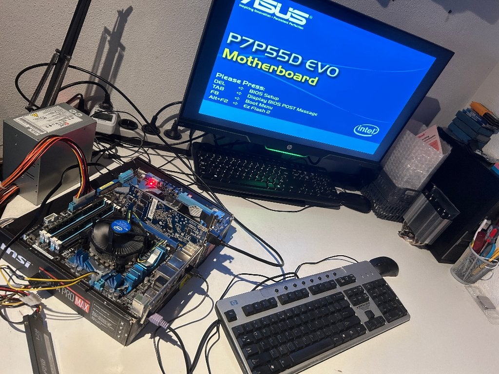 Retro setje - CPU - Mem - Videokaart - Mobo - Voeding - SSD, Computers en Software, Moederborden, LGA 1156, Gebruikt, DDR3, Ophalen of Verzenden