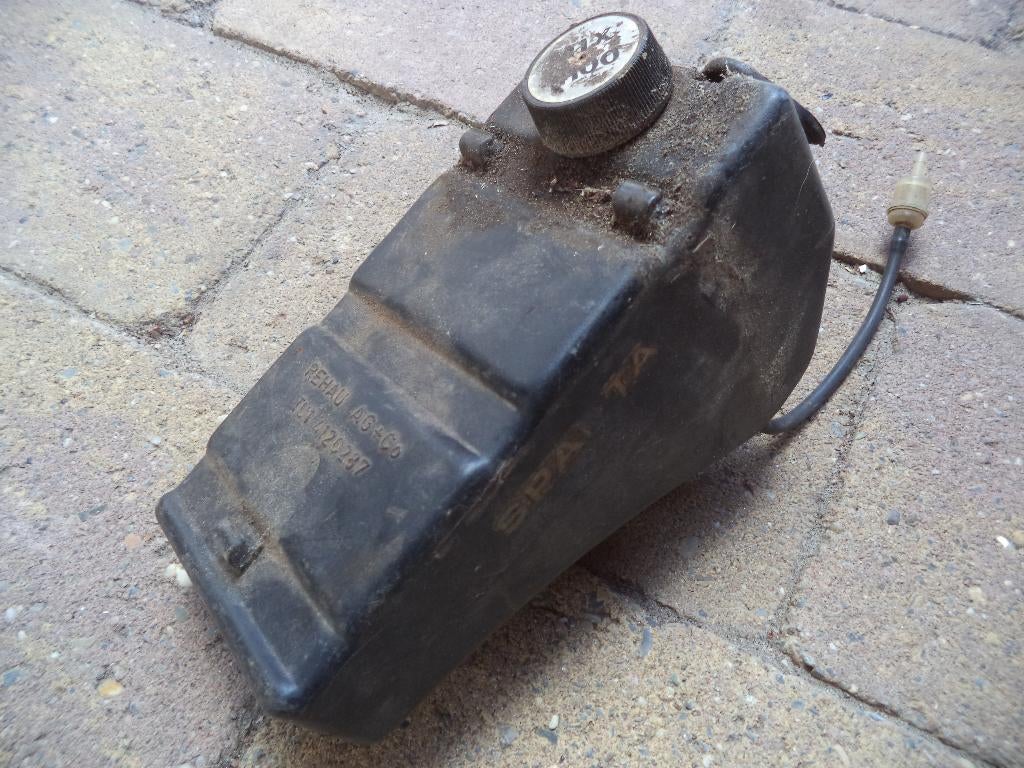 1 benzine tankje sparta, Ophalen of Verzenden, Gebruikt