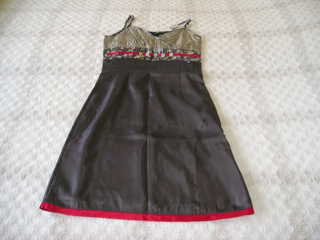 aparte grijze jurk Didi maat XS, Kleding | Dames, Jurken, Ophalen, Didi, Zo goed als nieuw, Knielengte