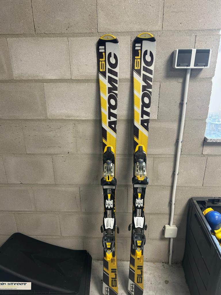 Gebruikte Atomic ski's 144 cm gratis afhalen, Ophalen, 140 tot 160 cm, Gebruikt, Atomic