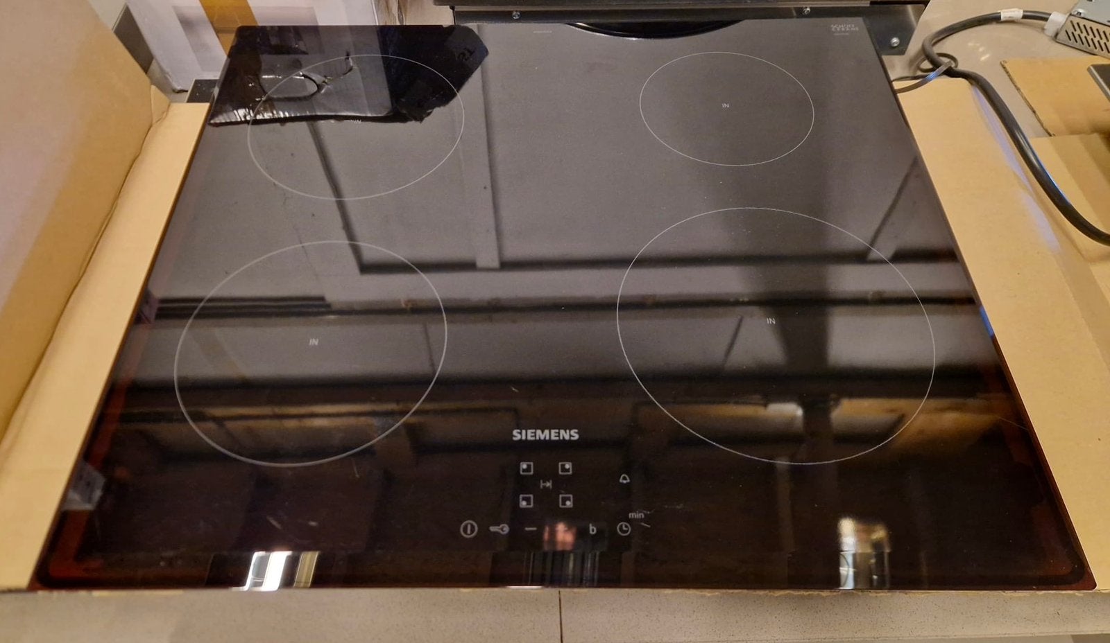 SIEMENS INDUCTIE KOOKPLAAT MET BOOSTERFUNCTIE, Witgoed en Apparatuur, Kookplaten, Ophalen, Gebruikt, 4 kookzones, Inbouw