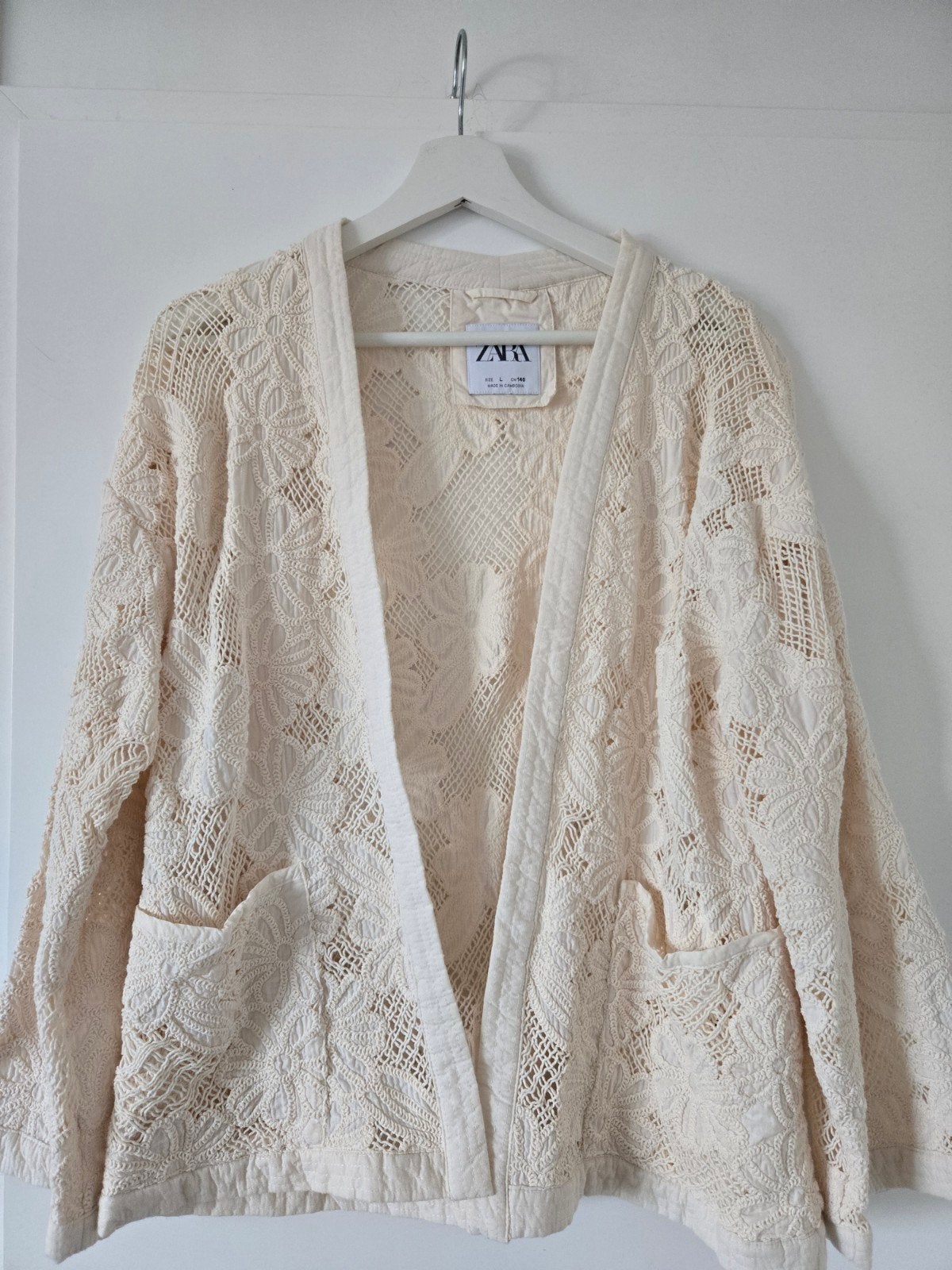 Zara  vest met opengewerkt patroon, Ophalen of Verzenden, Zo goed als nieuw, Maat 34 (XS) of kleiner, Zara