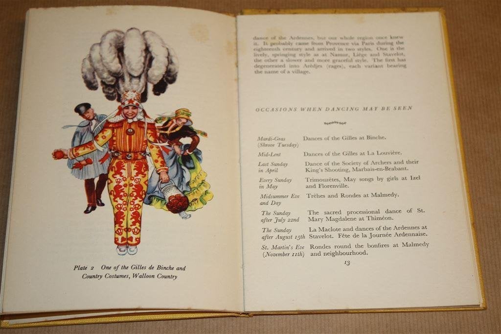 Dances of Belgium [1953]. Handboek Europese volksdansen., Boeken, Kunst en Cultuur | Dans en Theater, Ophalen of Verzenden, Gelezen