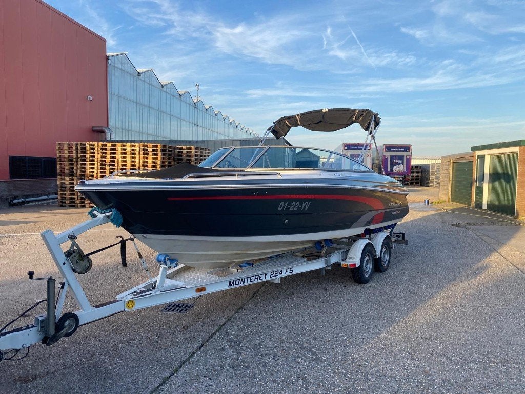 Monterey 224 FS - Volvo Penta 5.0 V8 - inclusief trailer, Watersport en Boten, Ophalen, Overige merken, Gebruikt, Binnenboordmotor