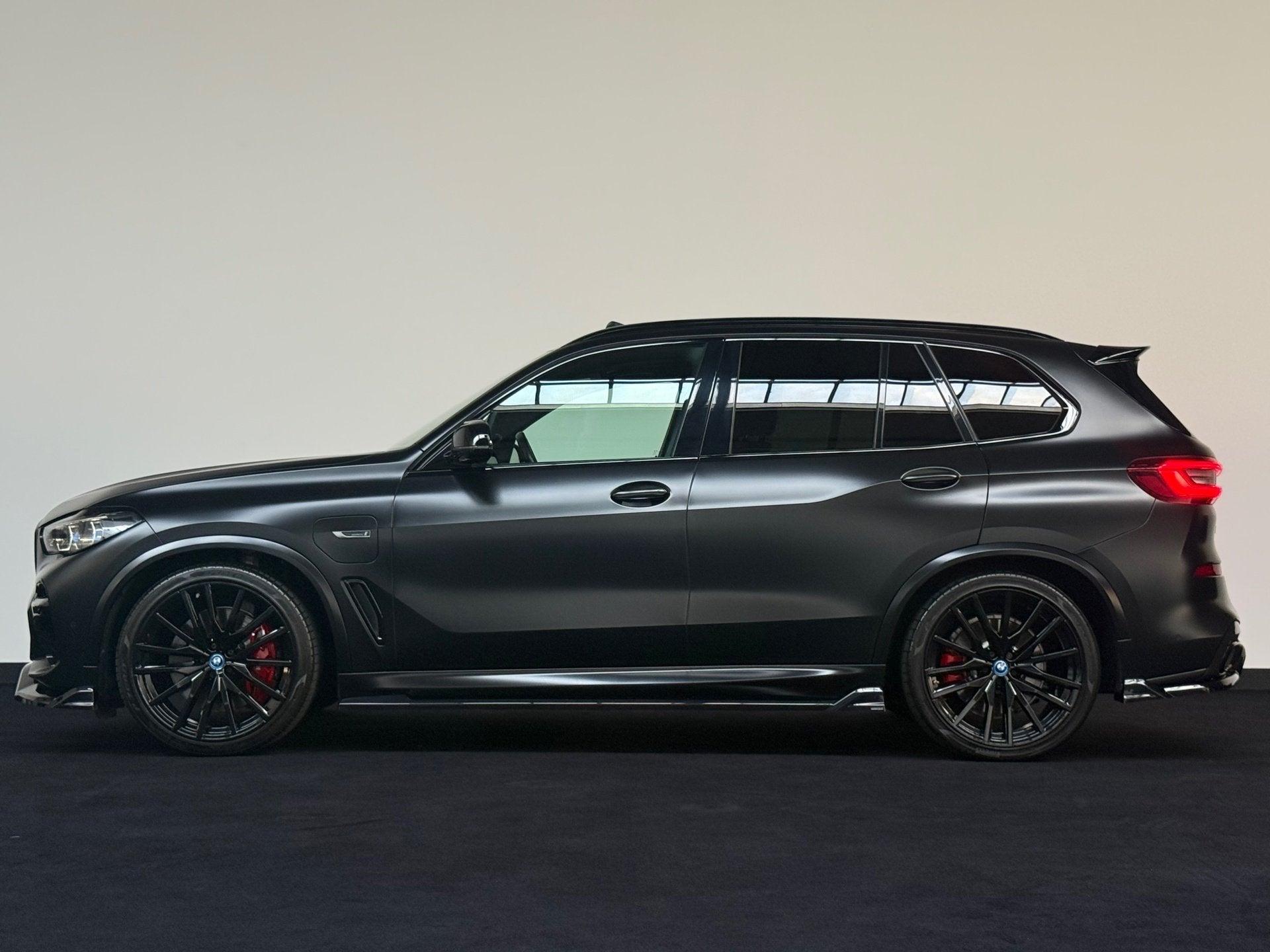 BMW X5 XDrive45e High Executive M Sport Sky Lounge Massage L, Auto's, Automaat, Gebruikt, 394 pk, Met garantie (alle)