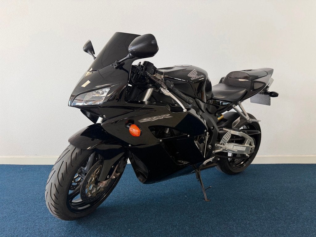 Honda Sport CBR 1000RR SC57 Fireblade FULL - BLACK - EDITION, Motoren, Bedrijf, Super Sport, Sportuitlaat, Meer dan 35 kW
