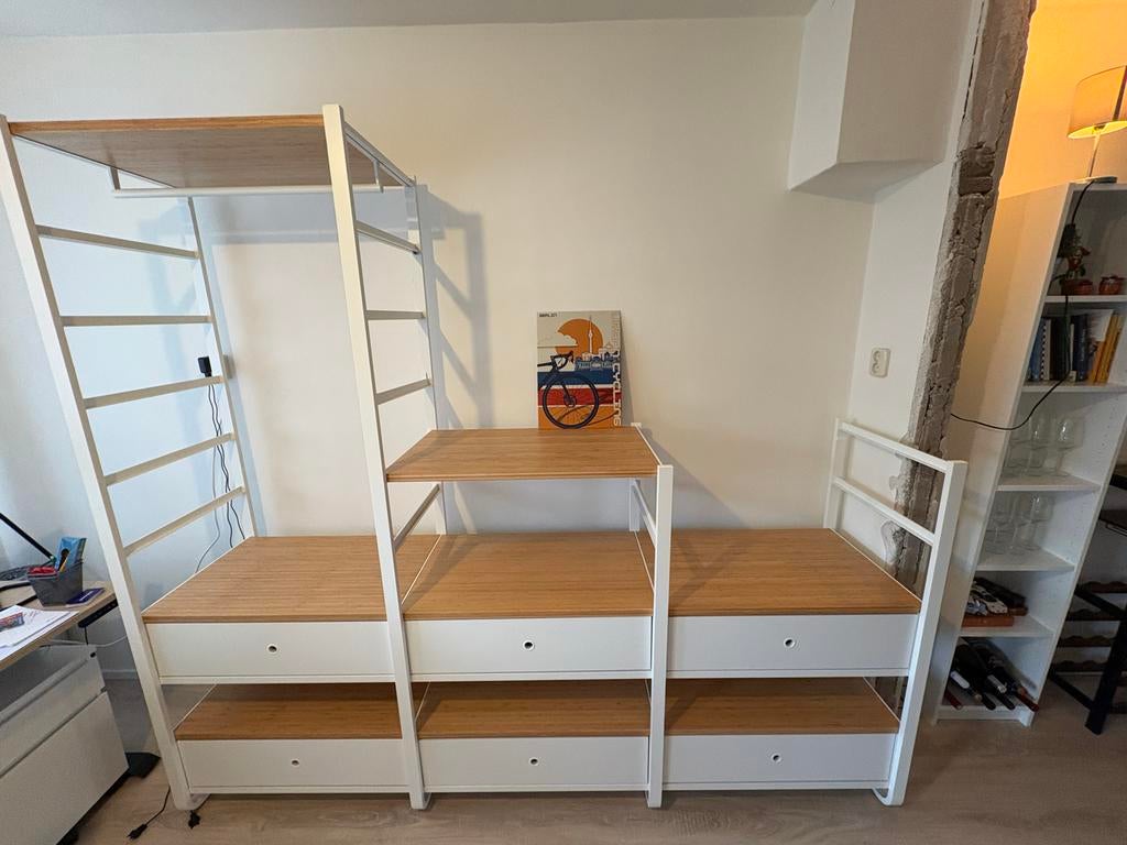 IKEA Elvarli kast - ouder model (lage staanders), Ophalen, Gebruikt