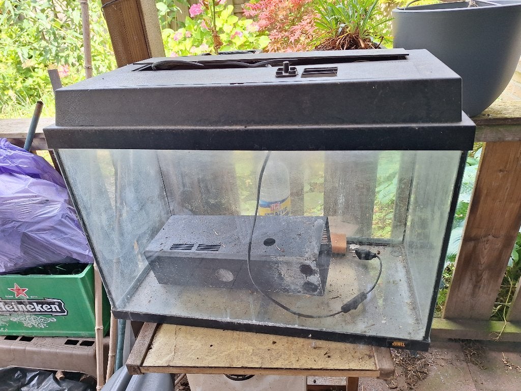 Aquarium 60x30x40 (lek), Dieren en Toebehoren, Vissen | Aquaria en Toebehoren, Ophalen, Gebruikt, Juwel, Inclusief deksel
