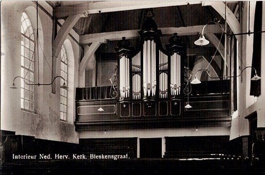 Ansichtkaart Interieur Ned. Herv. Kerk. Bleskensgraaf, Verzenden, 1920 tot 1940, Ongelopen, Zuid-Holland