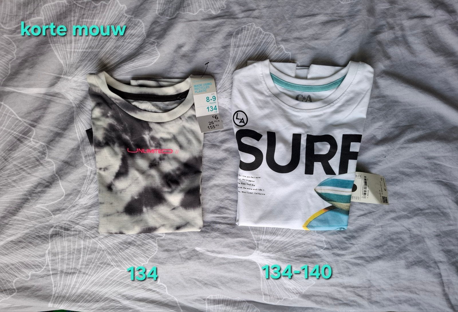 2x T-shirts korte mouw, maat 134/140 - NIEUW, Ophalen of Verzenden, Nieuw, Jongen of Meisje, Shirt of Longsleeve