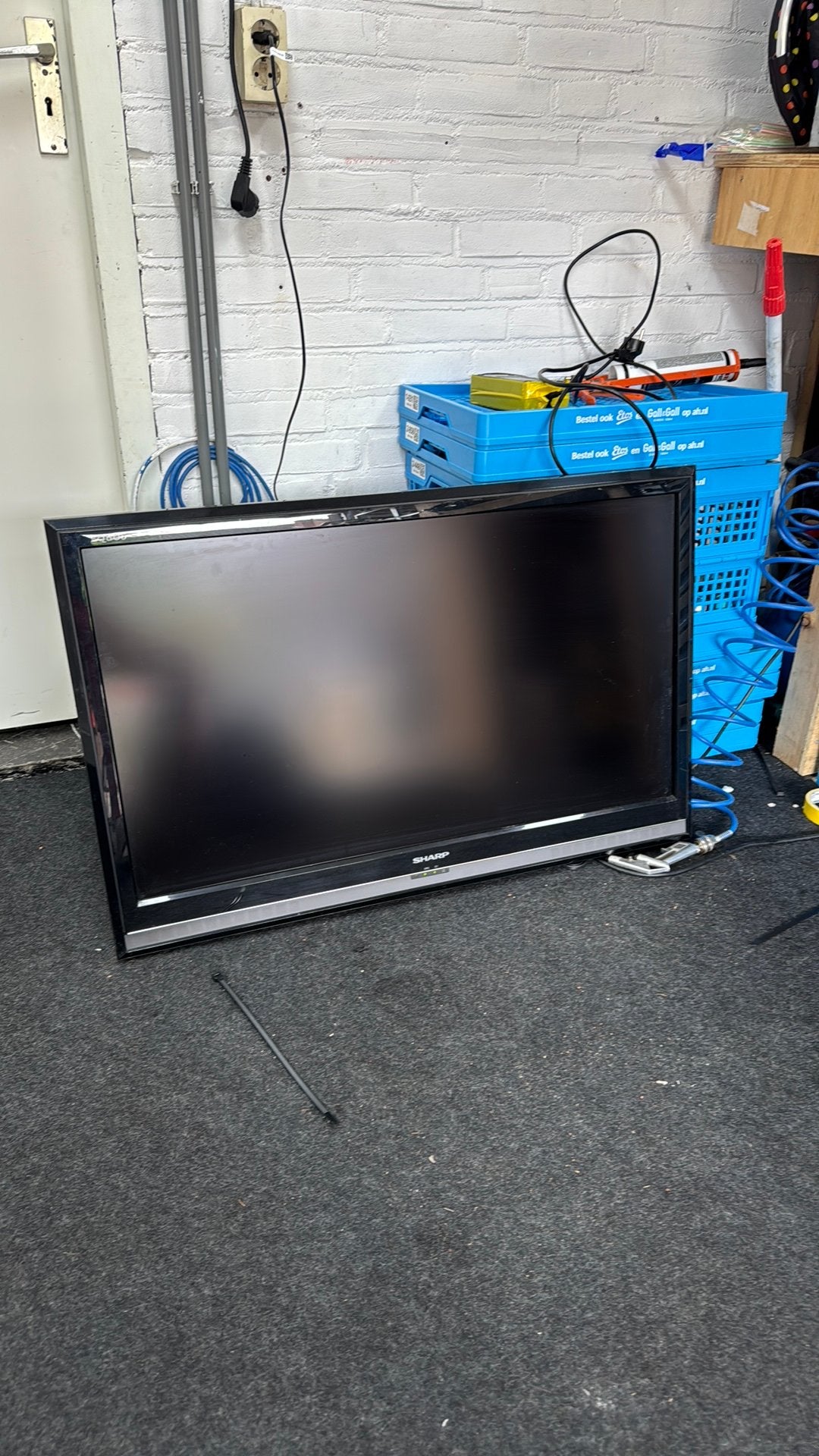 Sharp tv 37inch, Audio, Tv en Foto, Televisies, Ophalen, 50 Hz, Zo goed als nieuw, 100 cm of meer