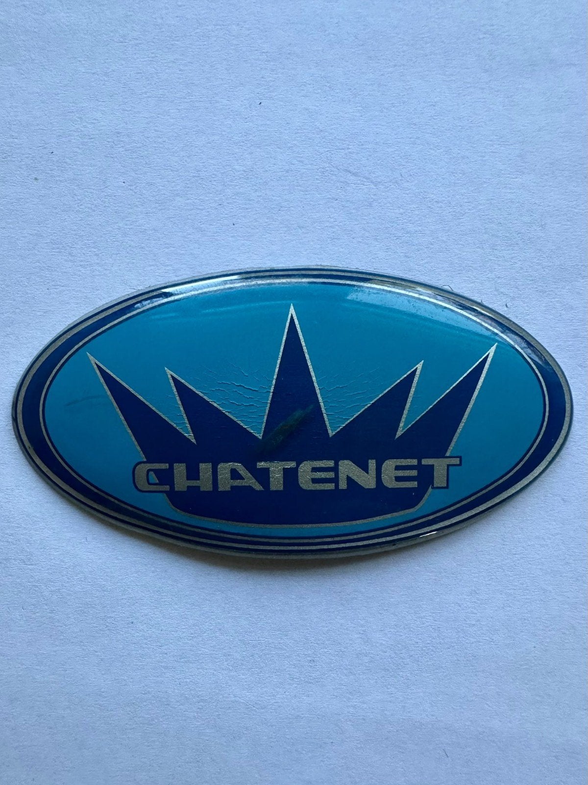 Chatenet embleem, Ophalen of Verzenden, Gebruikt, Merk