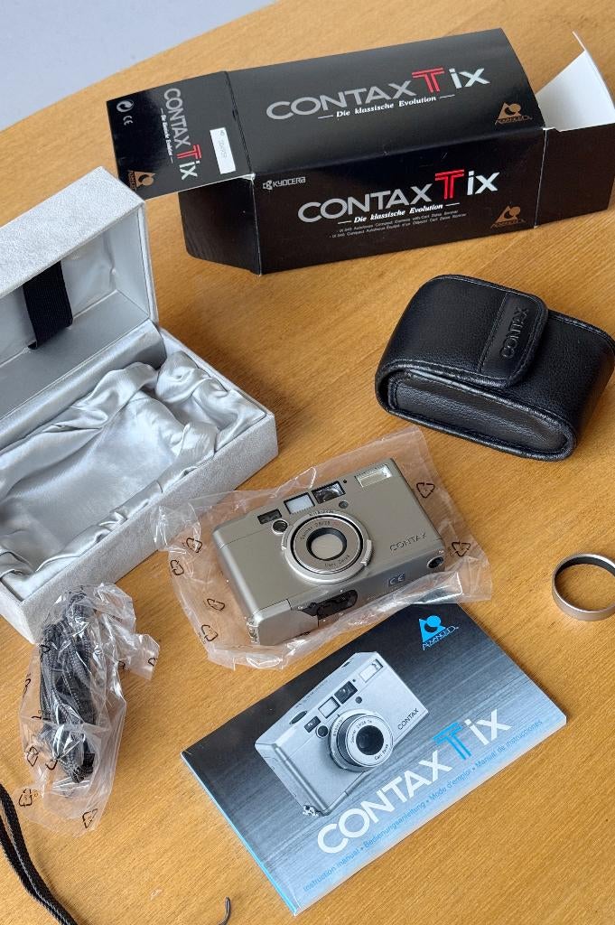 Contax TiX + extras + 12x Fuji Nexia A200/40 APS rolletjes, Ophalen, Zo goed als nieuw, Compact, Fuji
