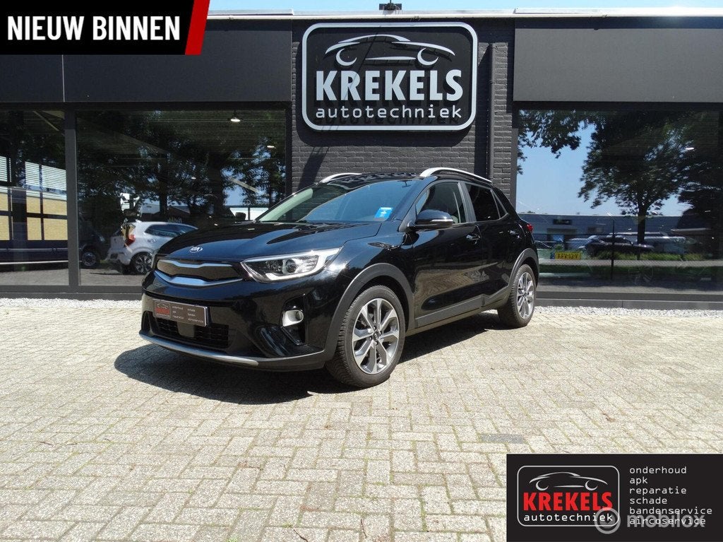 Kia Stonic 1.0 T-GDi DynamicPlusLine, Auto's, Gebruikt, Zwart, Bedrijf, Automatische klimaatregeling