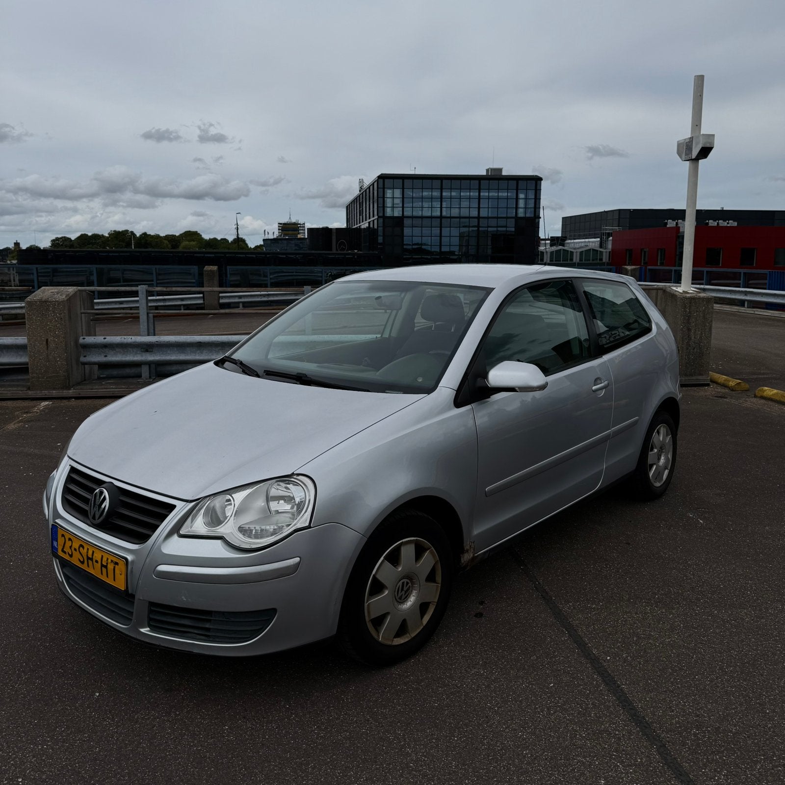 Volkswagen Polo 1.2 Optive | 2005 | APK t/m 13-01-2027, Auto's, Handgeschakeld, Particulier, Zilver of Grijs, Te koop