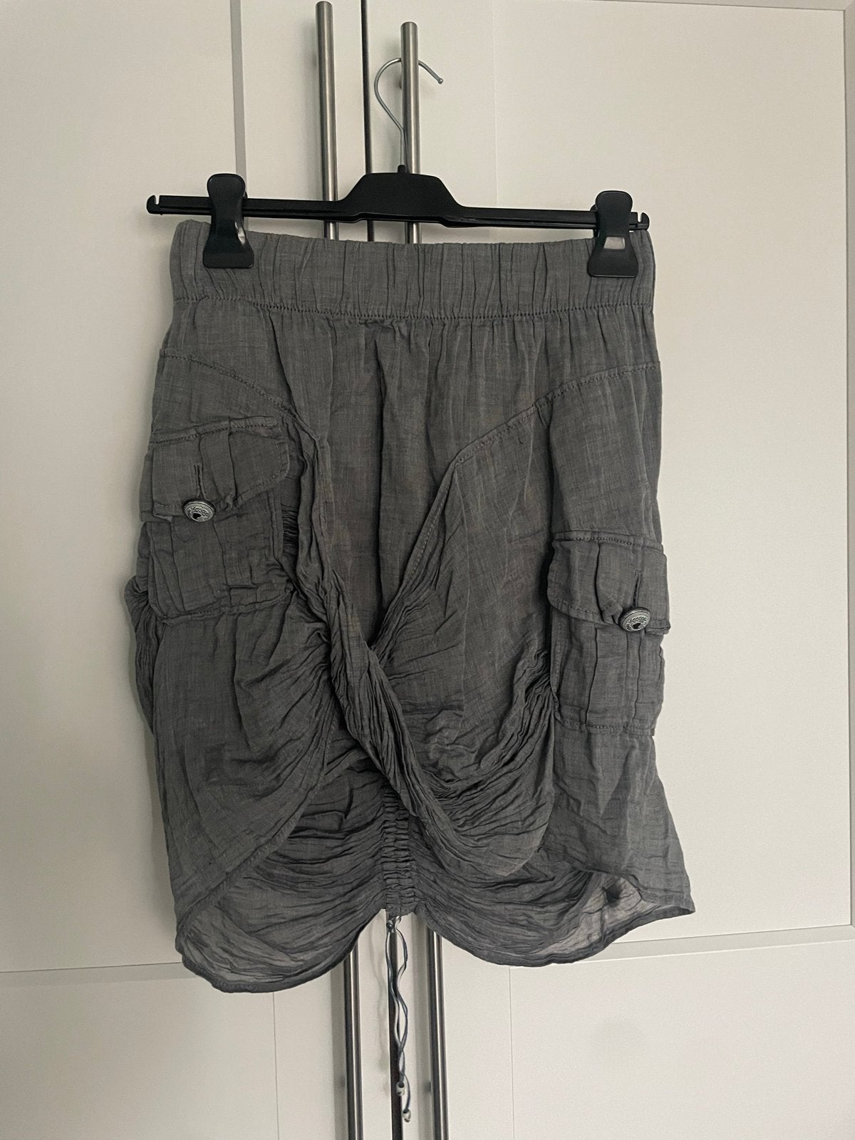 BOSS Hugo Boss grijze cargo rok maat 36 (S), Ophalen, Zo goed als nieuw, Maat 36 (S), Grijs
