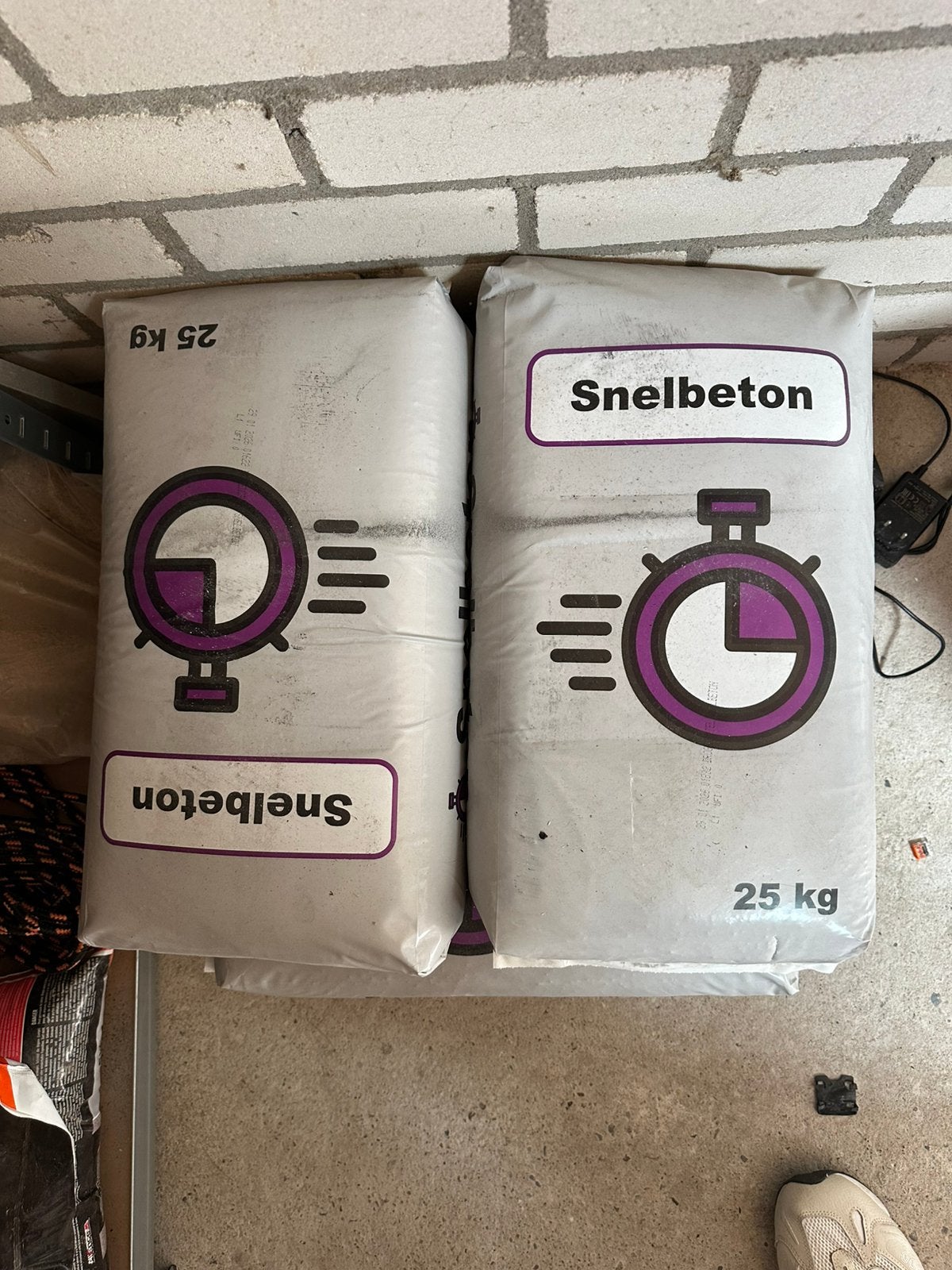 6 zakken snelbeton 25kg, Doe-het-zelf en Verbouw, Ophalen, Nieuw