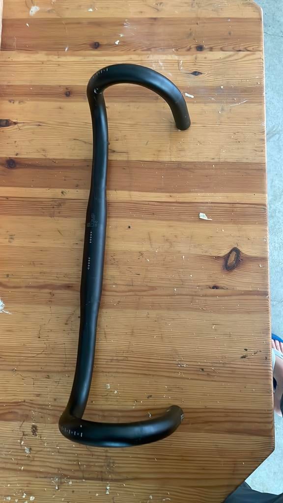 Bontrager stuur racefiets 44 cm wijd, Fietsen en Brommers, Fietsonderdelen, Ophalen of Verzenden, Zo goed als nieuw, Racefiets