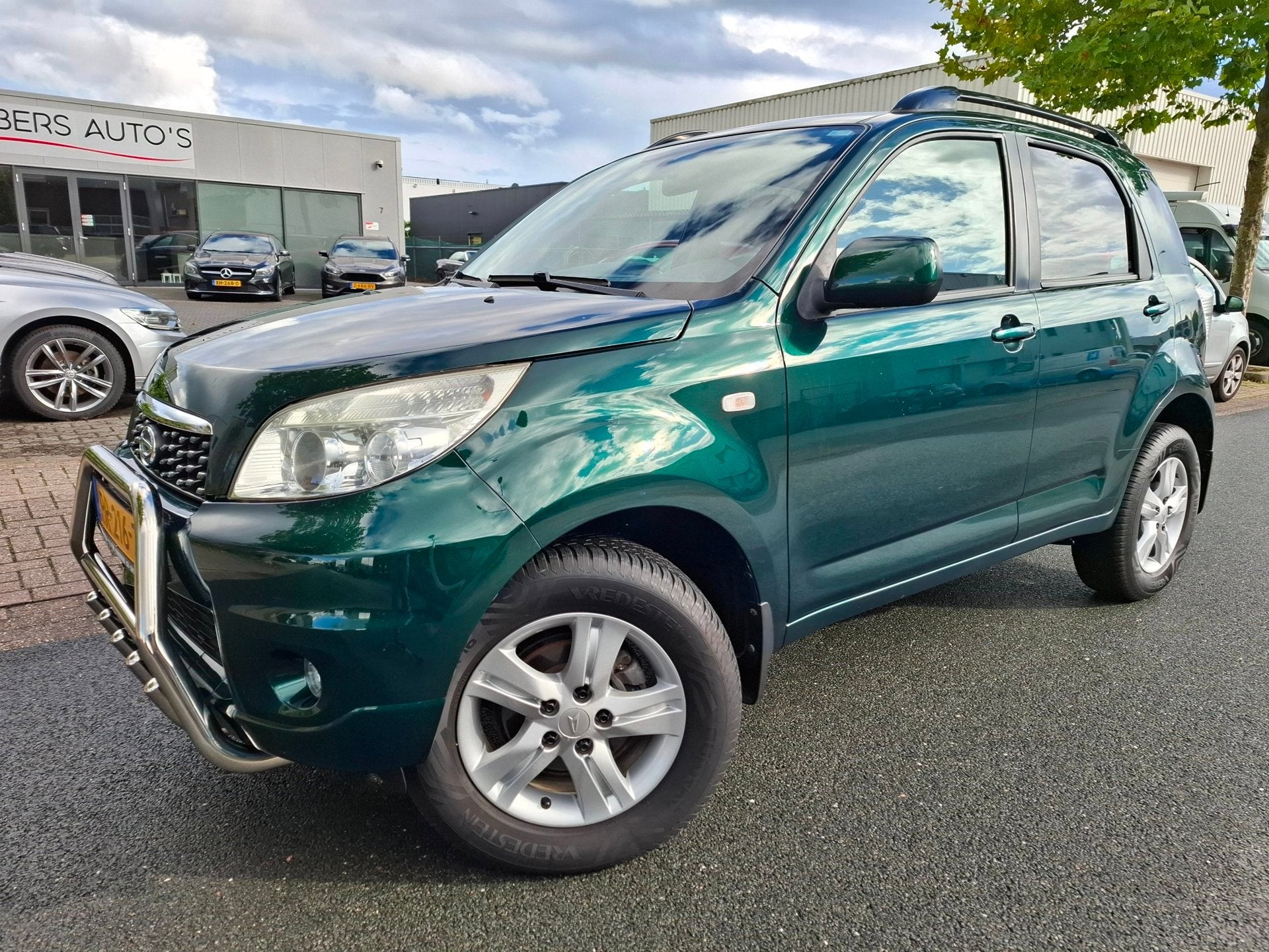 Daihatsu Terios 1.5 2WD Traffic AIRCO/NAVI/CAMERA!, 1350 kg, Zwart, 400 kg, Handgeschakeld