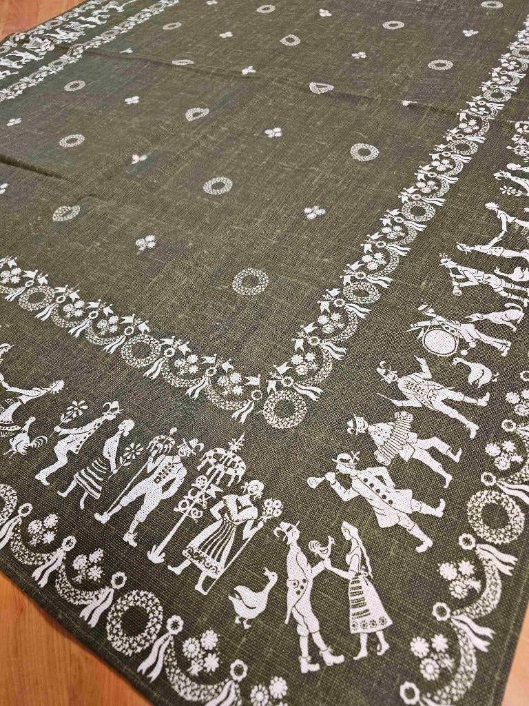 Tafelkleed groen 156/124 cm, Huis en Inrichting, Tafelkleden, Gebruikt, Etten-Leur, DJT@dejuistetoon.eu, Ophalen of Verzenden