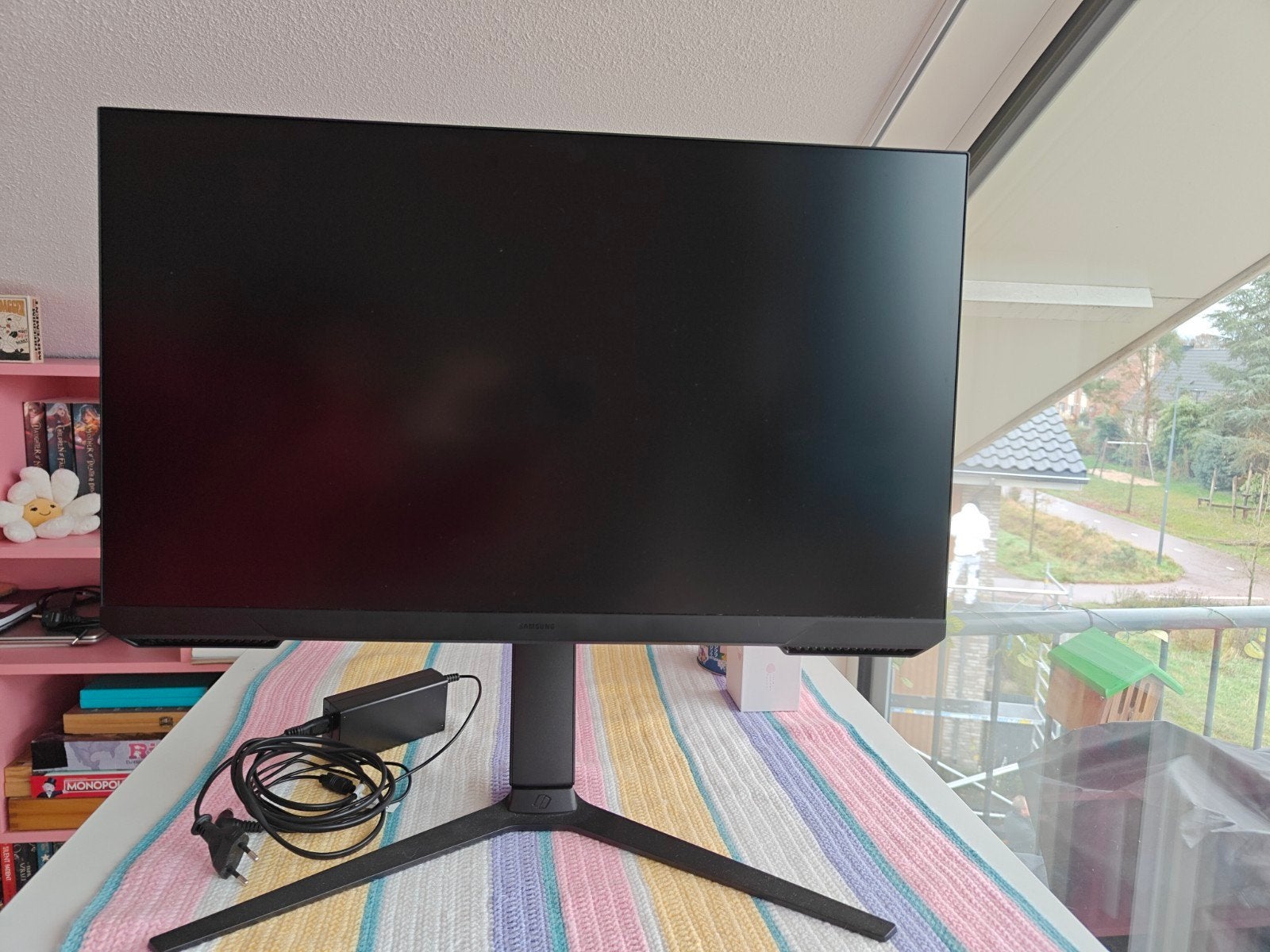 Samsung Odyssey Monitor 24" Full HD 144Hz 1ms (S24AG304NU), 101 t/m 150 Hz, VA, Full HD, Zo goed als nieuw