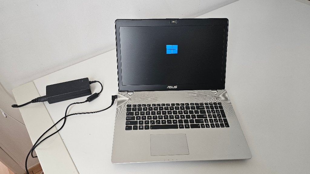 Asus N76VM Laptop - Intel i7, Windows 11, Computers en Software, Windows Laptops, 2 tot 3 Ghz, Qwerty, 8 GB, ASUS