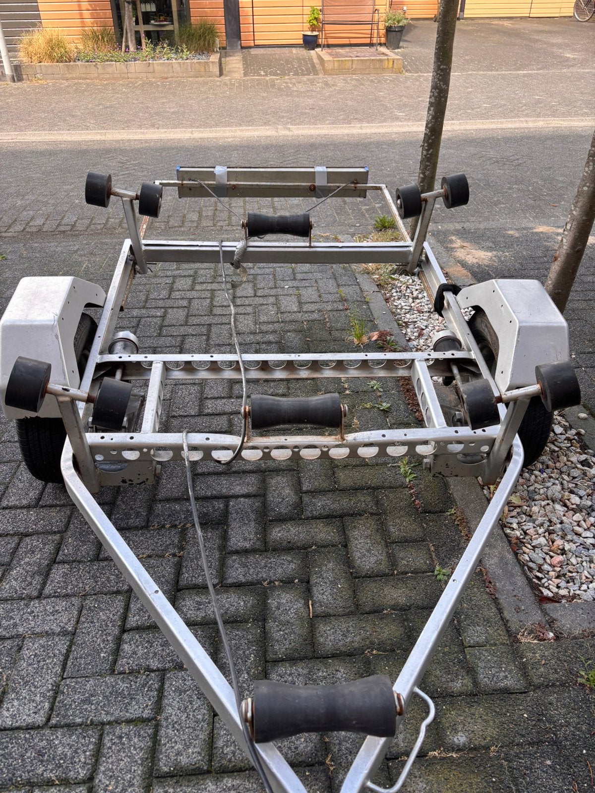 Boottrailer tot max. 400cm met lier, Ophalen, Zo goed als nieuw