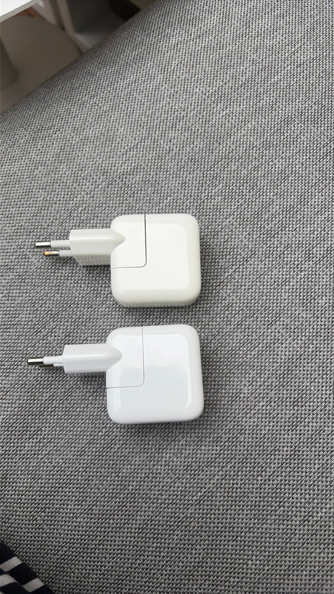 Originele Apple lader 10 watt, Ophalen of Verzenden, Zo goed als nieuw, Adapter