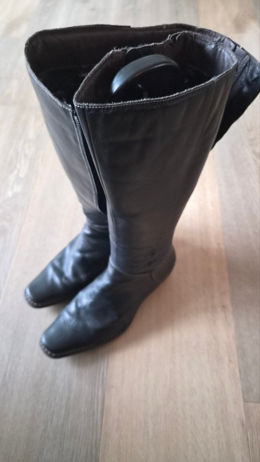 Nauwelijks gedragen zwarte Pikolinos laarzen maat 42, Kleding | Dames, Ophalen of Verzenden, Zo goed als nieuw, Zwart, Hoge laarzen
