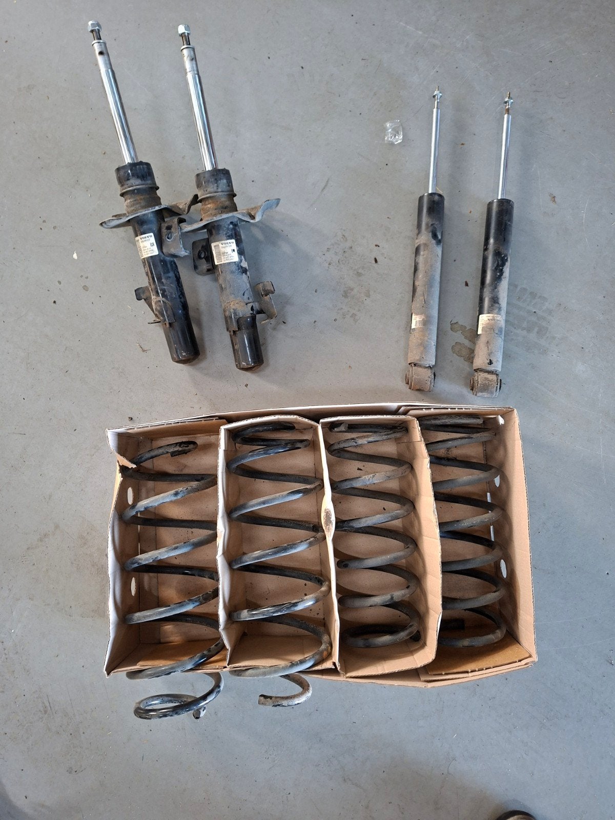 Schokdempers en Veren xc70 p3 2008-2015, Ophalen of Verzenden, Gebruikt, Volvo