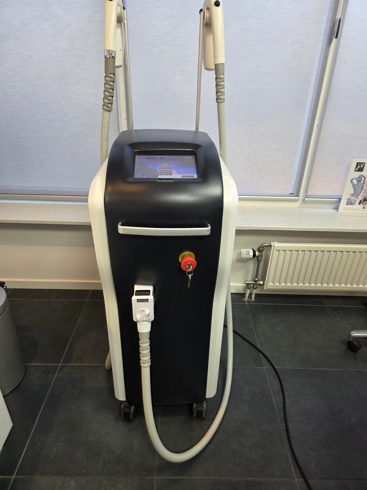Medcos IPL/SHR High Energy, Ophalen