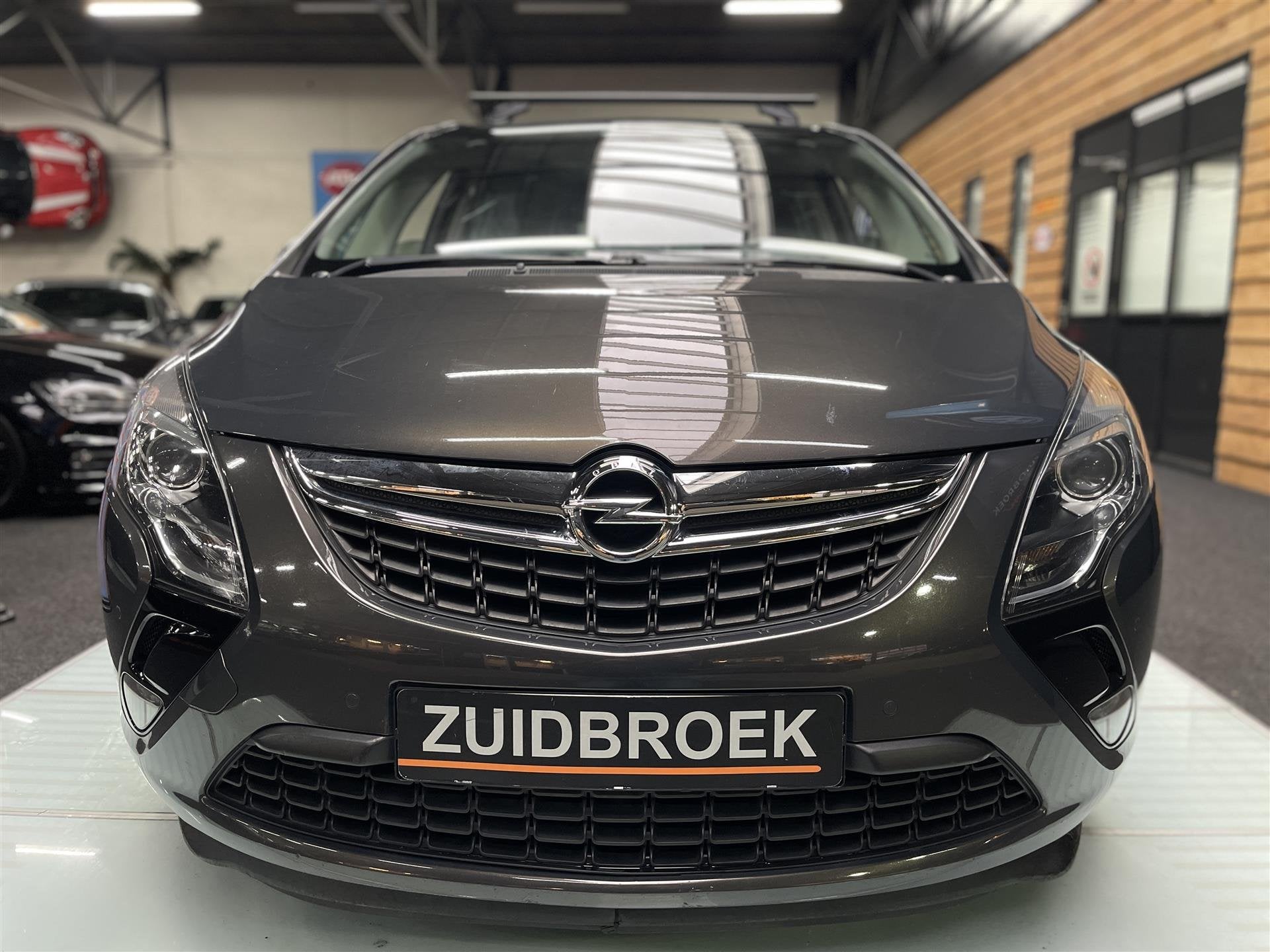 Opel Zafira 1.4 UNIEK! 7-persoons! Cruise! Pano! Clima! Trek, Gebruikt, 4 cilinders, 1364 cc, 140 pk