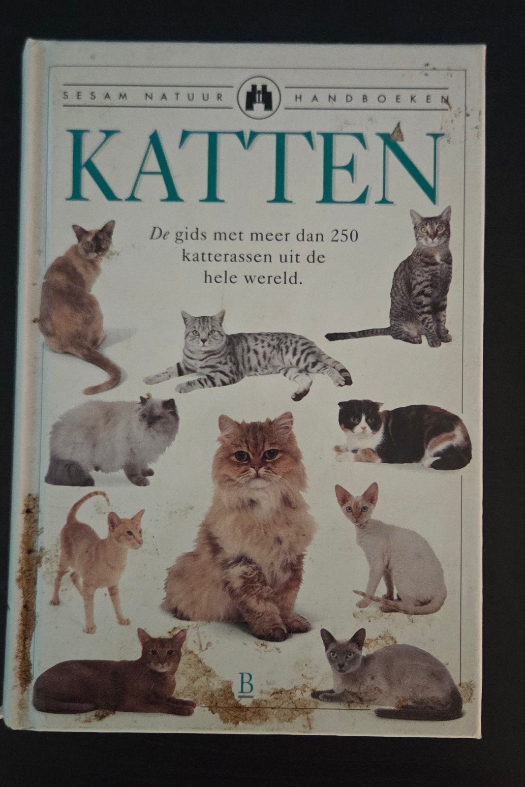 Samen Natuur Handboeken: Katten - Gids met 250 rassen, Ophalen of Verzenden, Gelezen, Katten, Onbekend