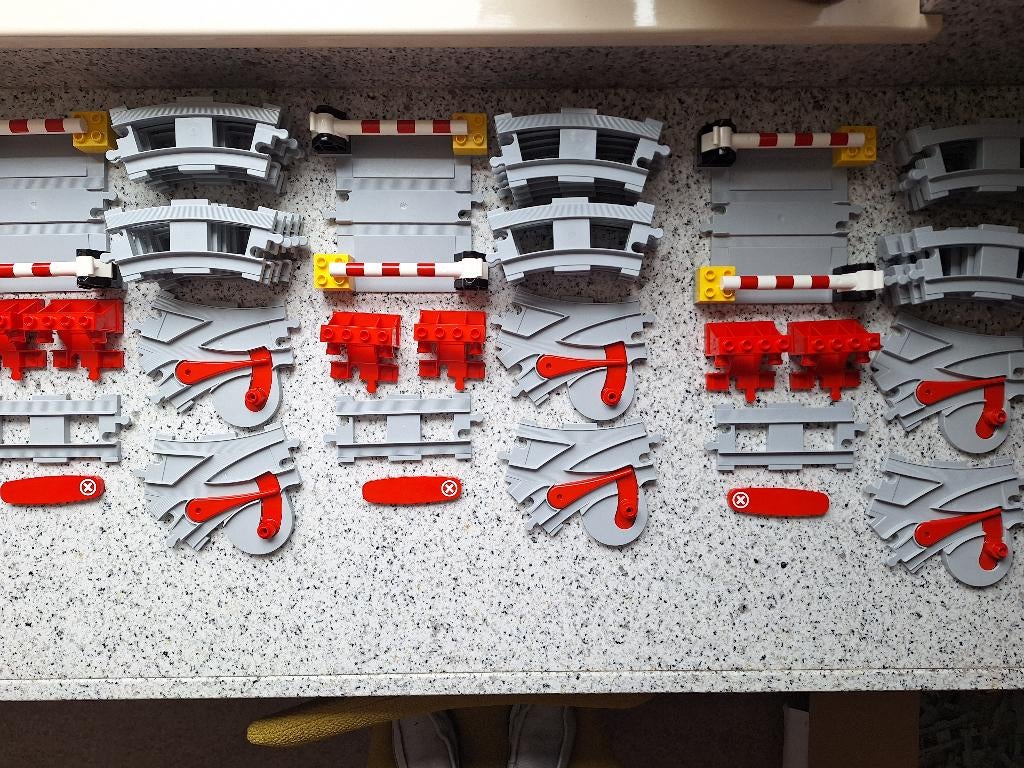 Duplo: 3 x 10882 Licht grijze trein rails uitbreiding sets, Gebruikt, Overige thema's, Ophalen of Verzenden, Duplo