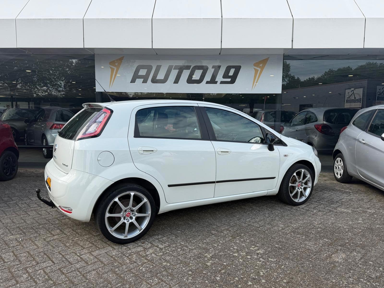 Fiat Punto 0.9 TwinAir Racing, Auto's, Voorwielaandrijving, Euro 5, Gebruikt, Origineel Nederlands