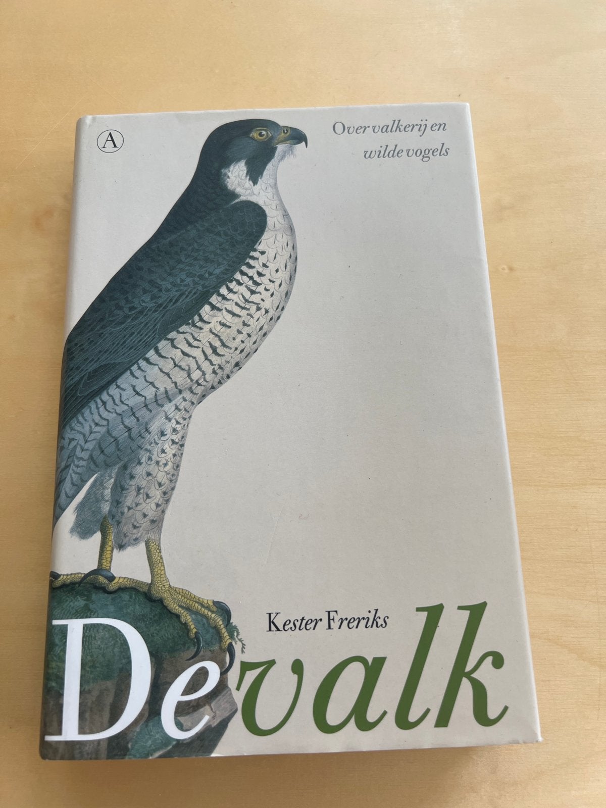 De Valk - Over valkerij en wilde vogels - Kester Freriks, Ophalen of Verzenden, Zo goed als nieuw, Vogels